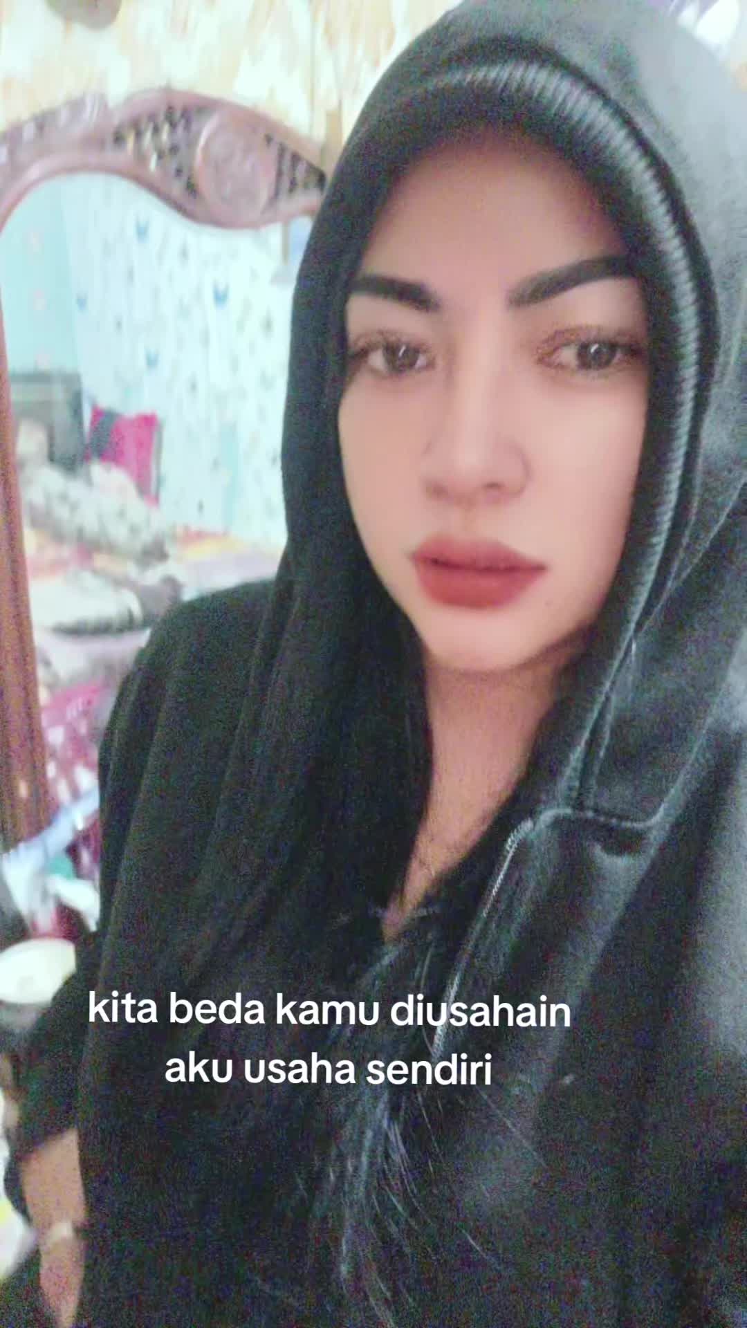 @FeLizaJazmineIcha