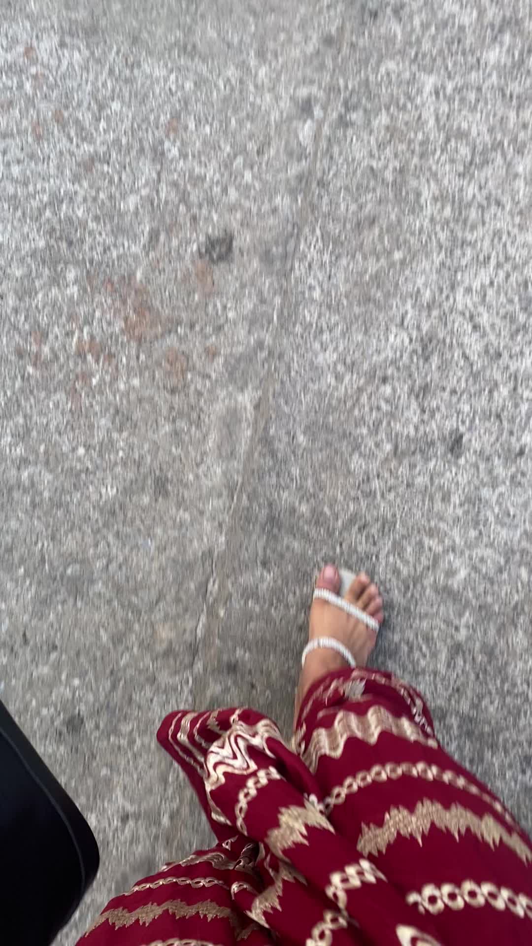 @T