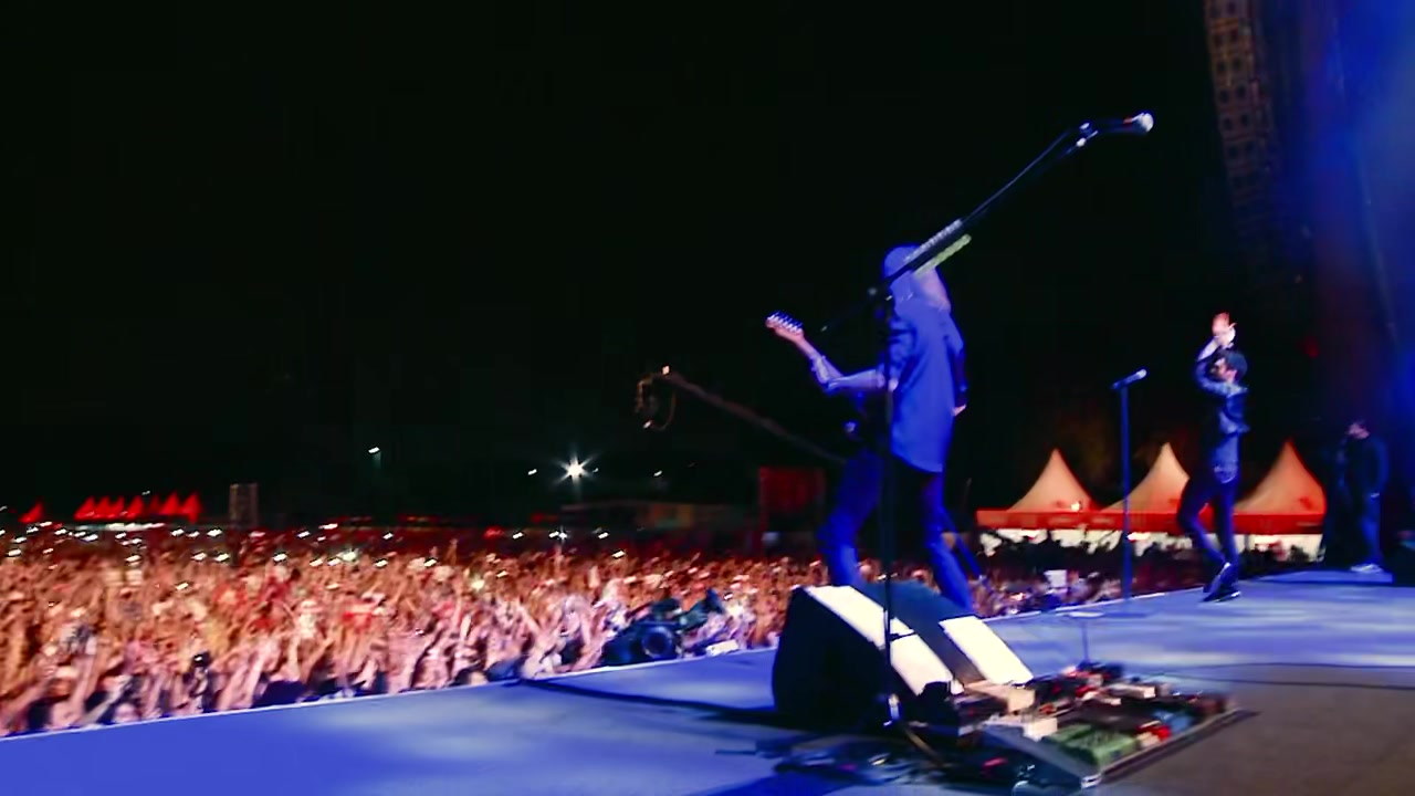 @Maroon 5