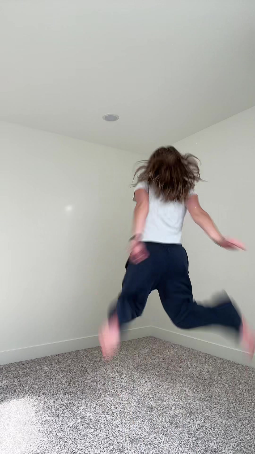 @ella