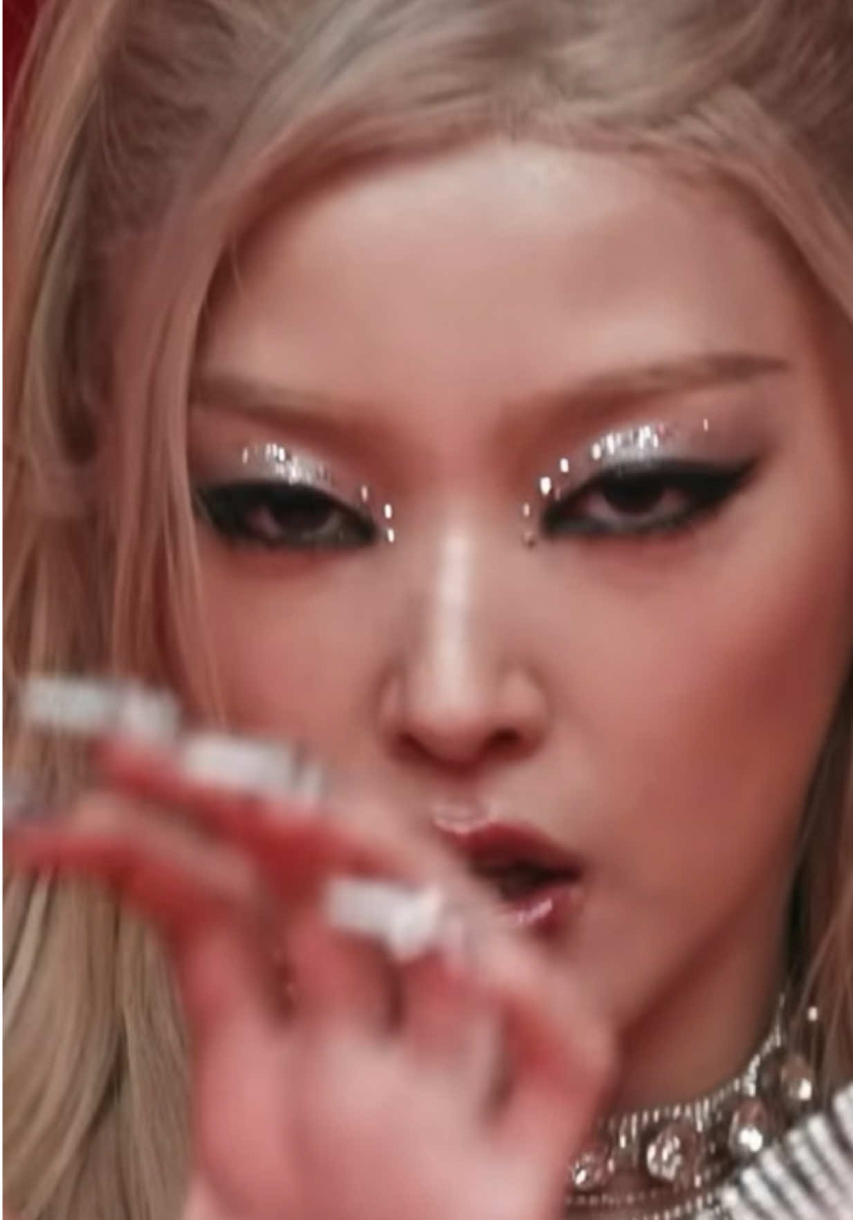 @pop_verse_