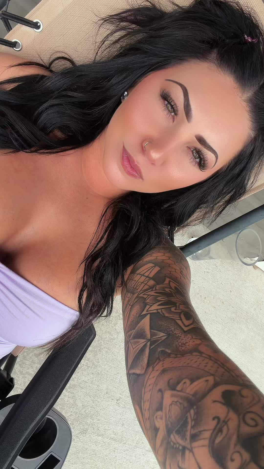 @kneishaserna91
