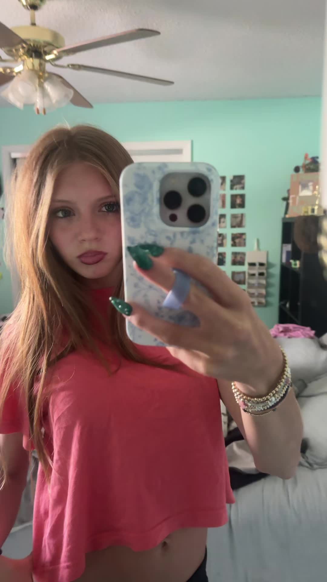 @harpersecret 🎱🪩🫧💿