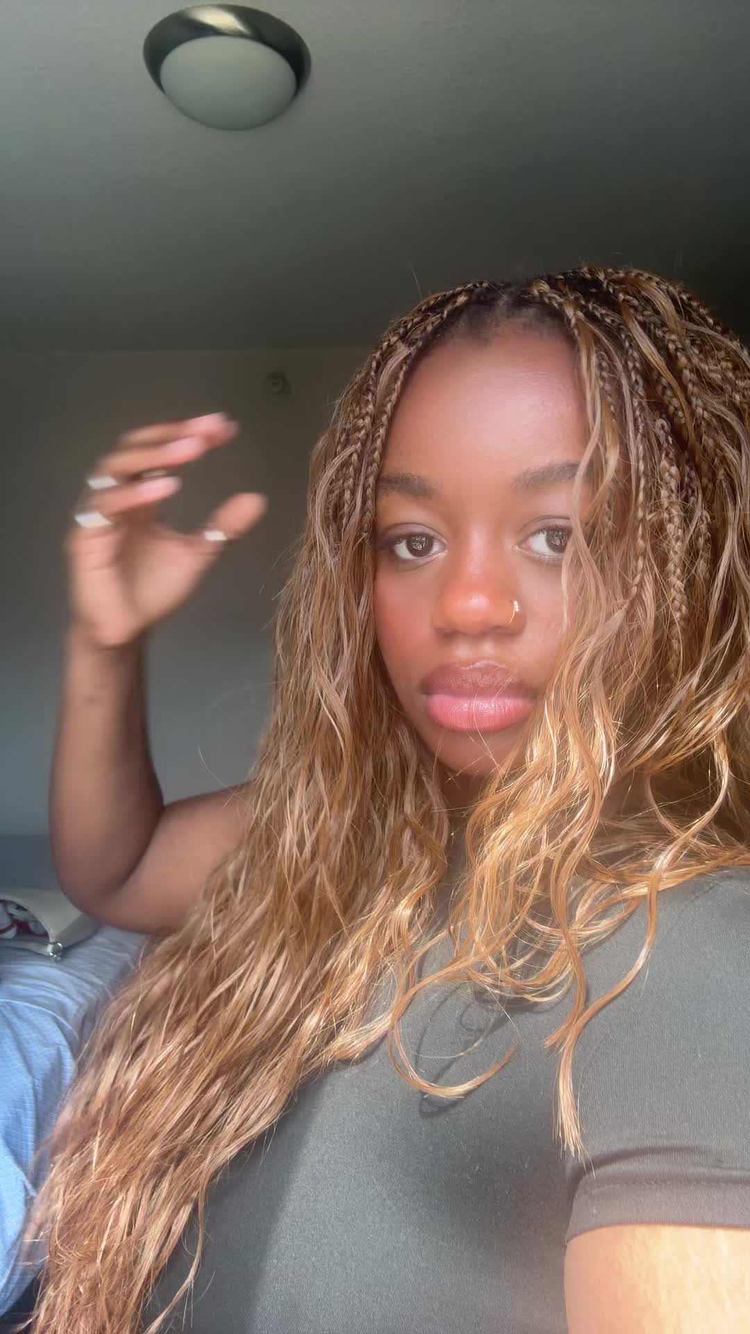 @Iloveapple03