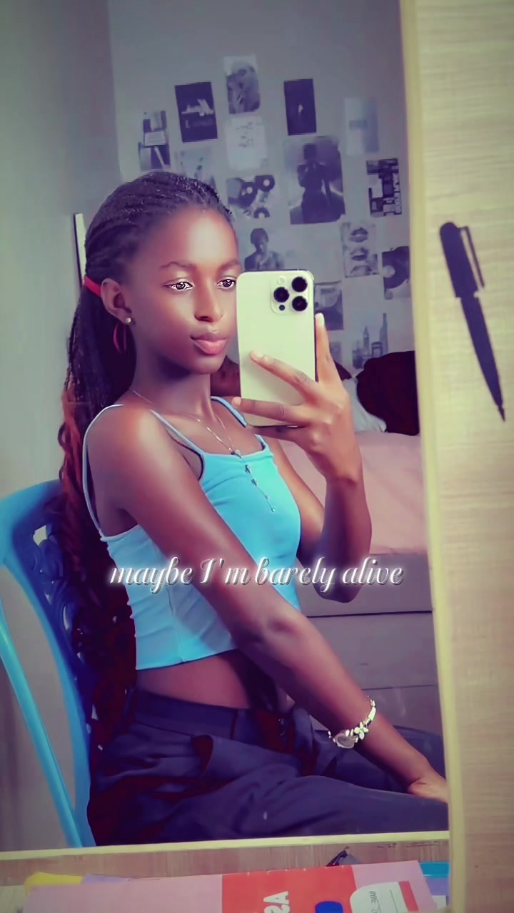 @🕊️Shyra💙🦋
