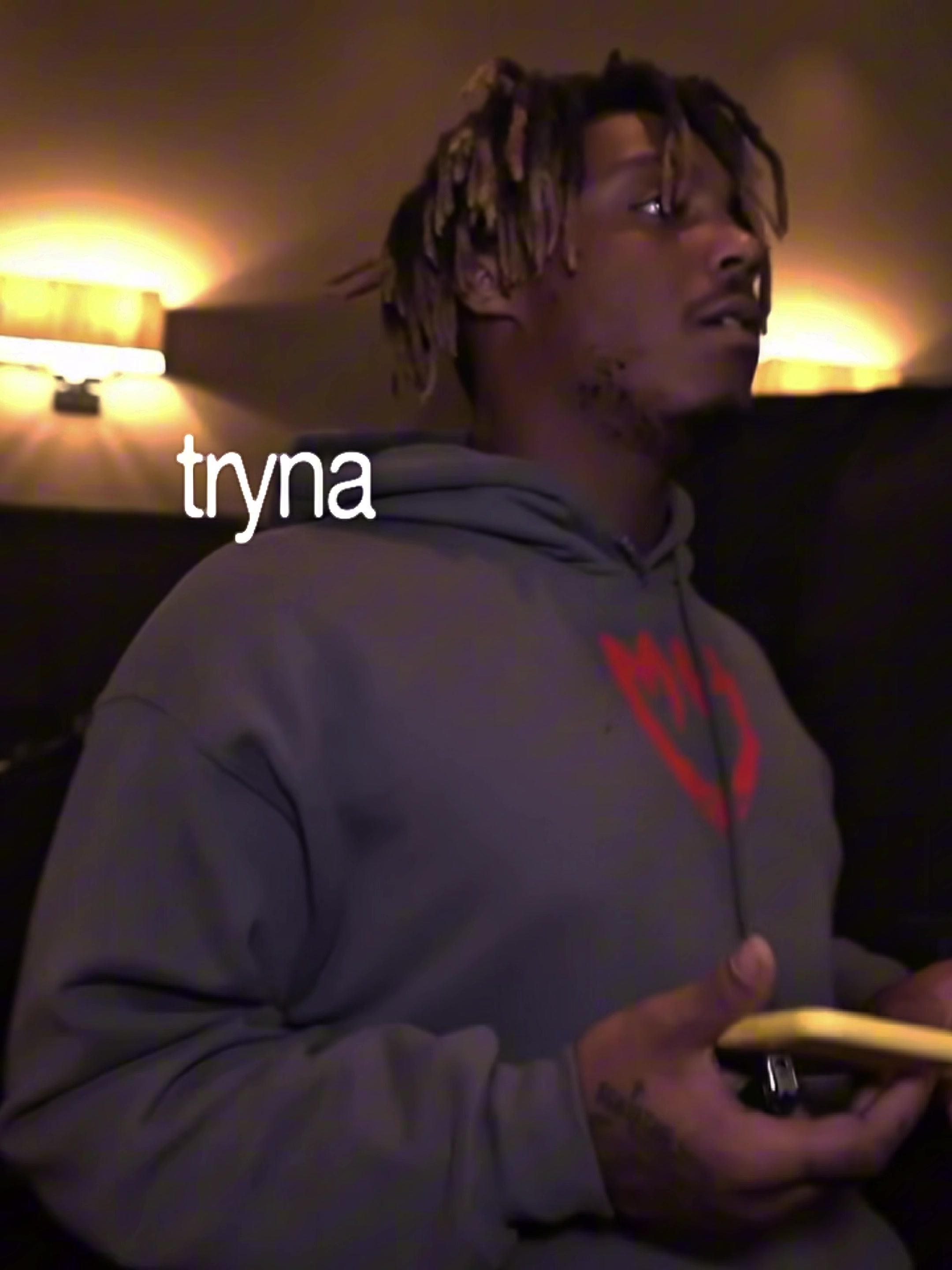 @️