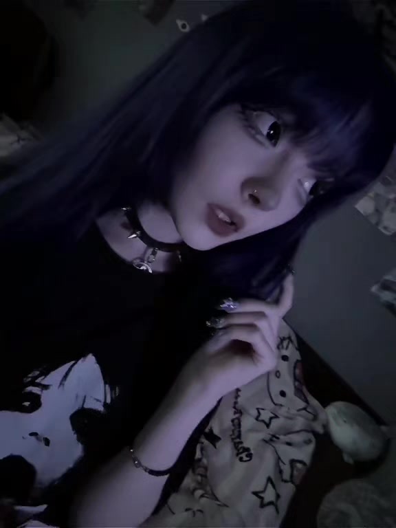 @неко𖤐