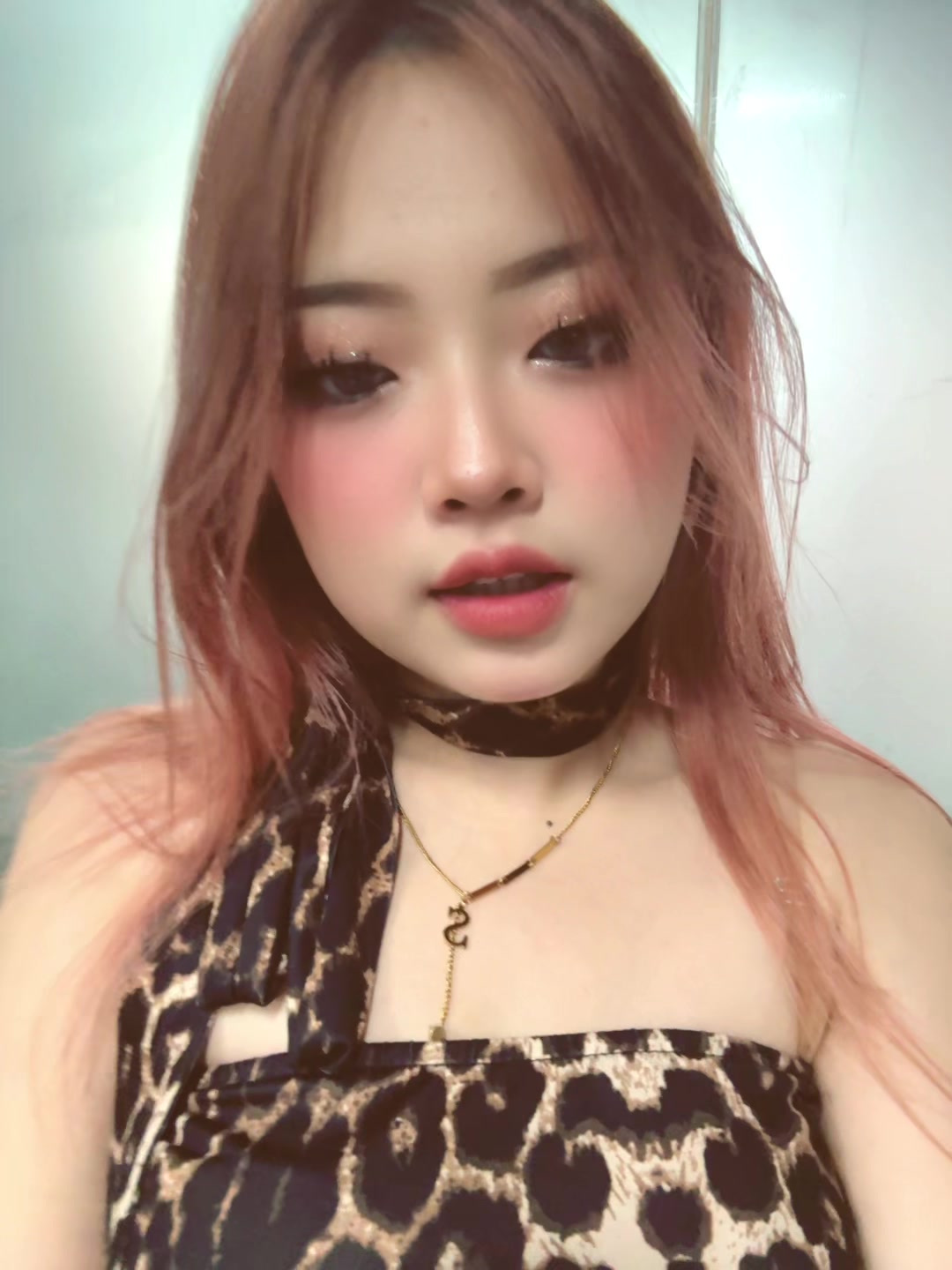 @Sofhia