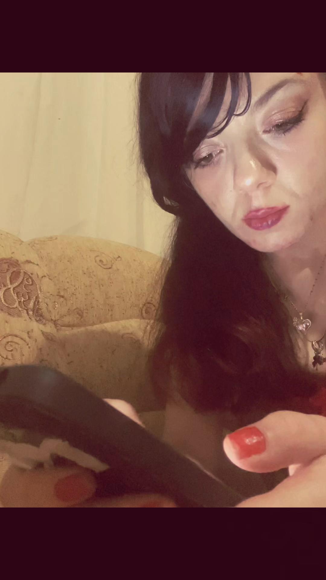 @melekg&ouml;mlek