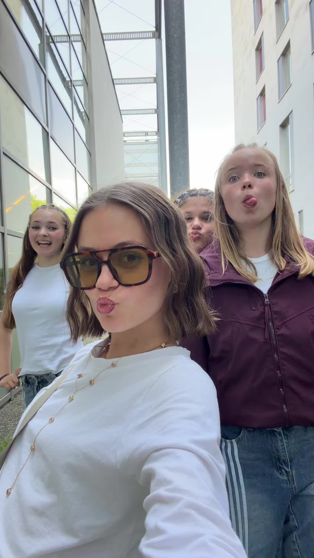 @luisa maria