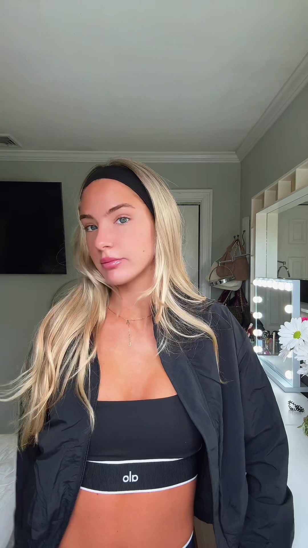 @addisonlabriola0