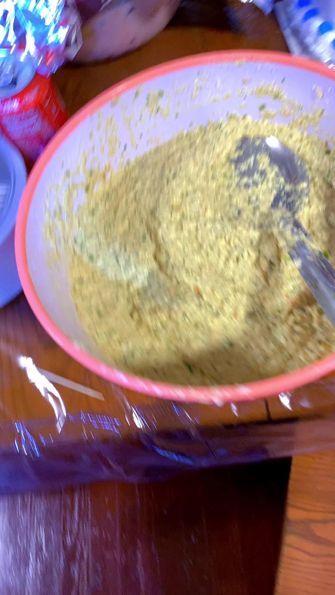 @shelou