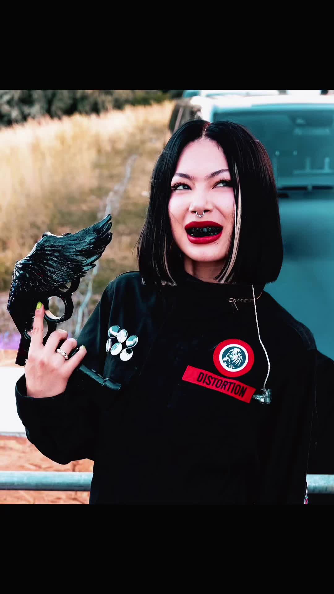 @kayla.