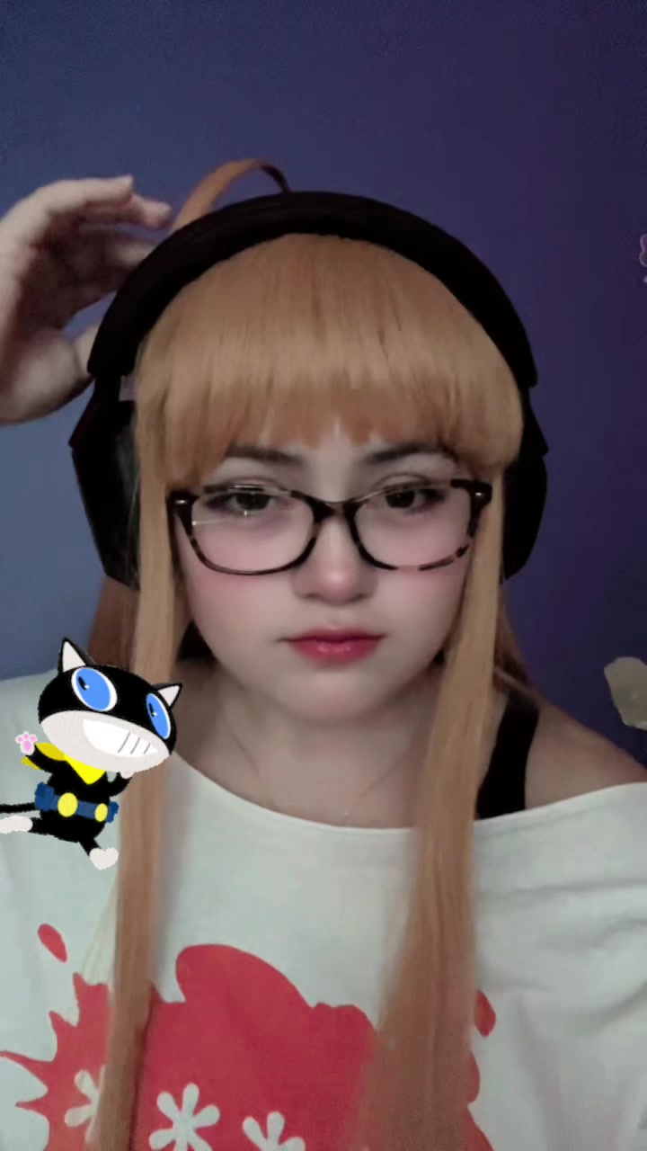 @redtricksterr