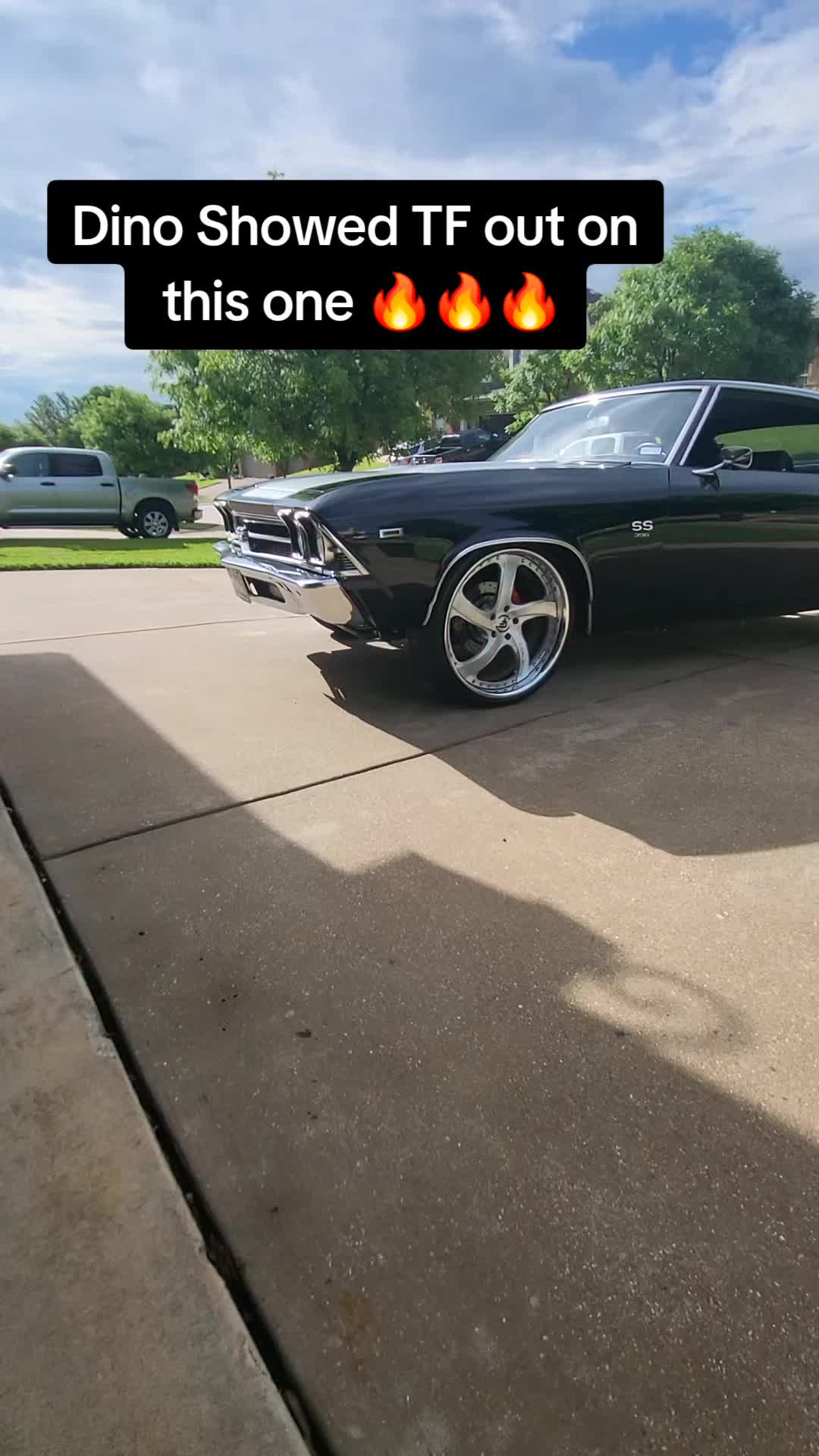 @MoMoney