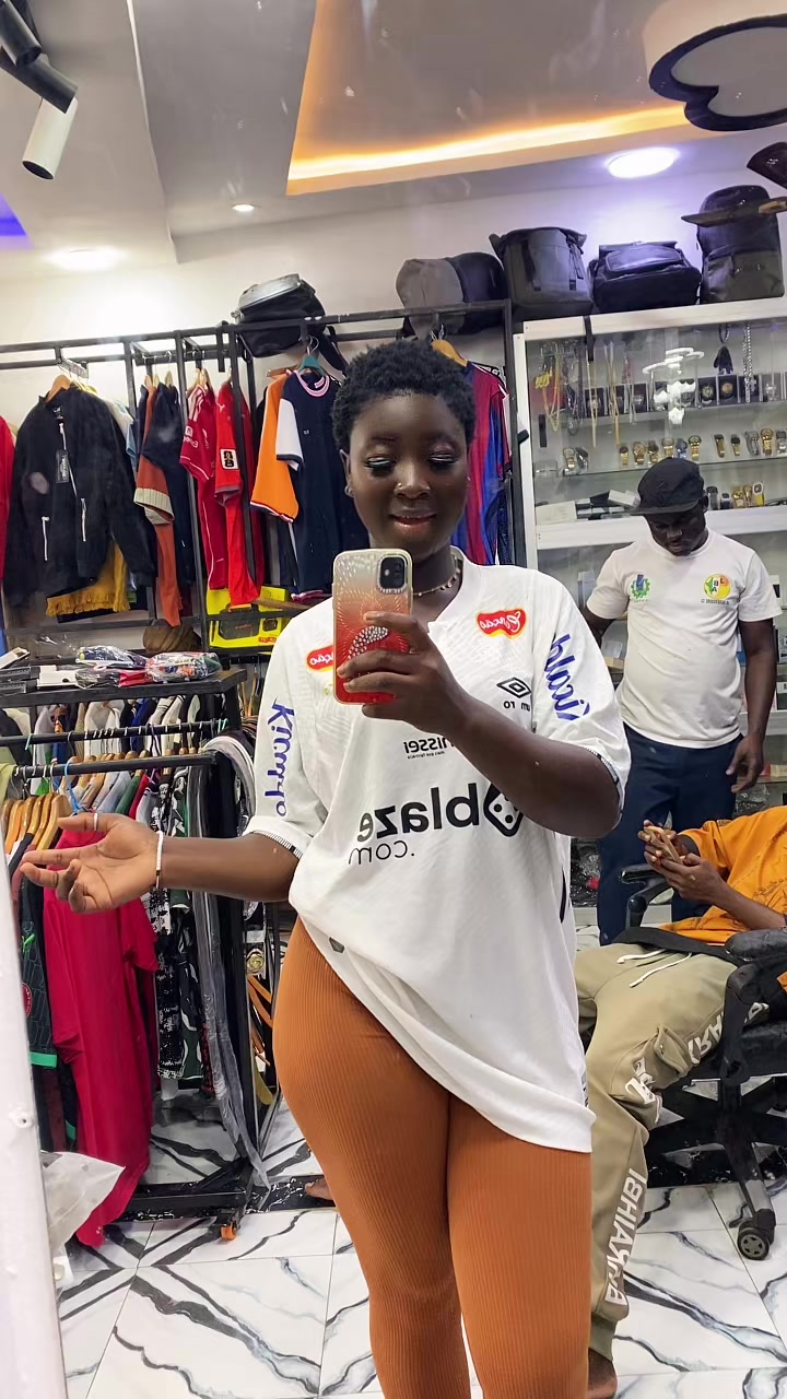 @Adjara Doumbia