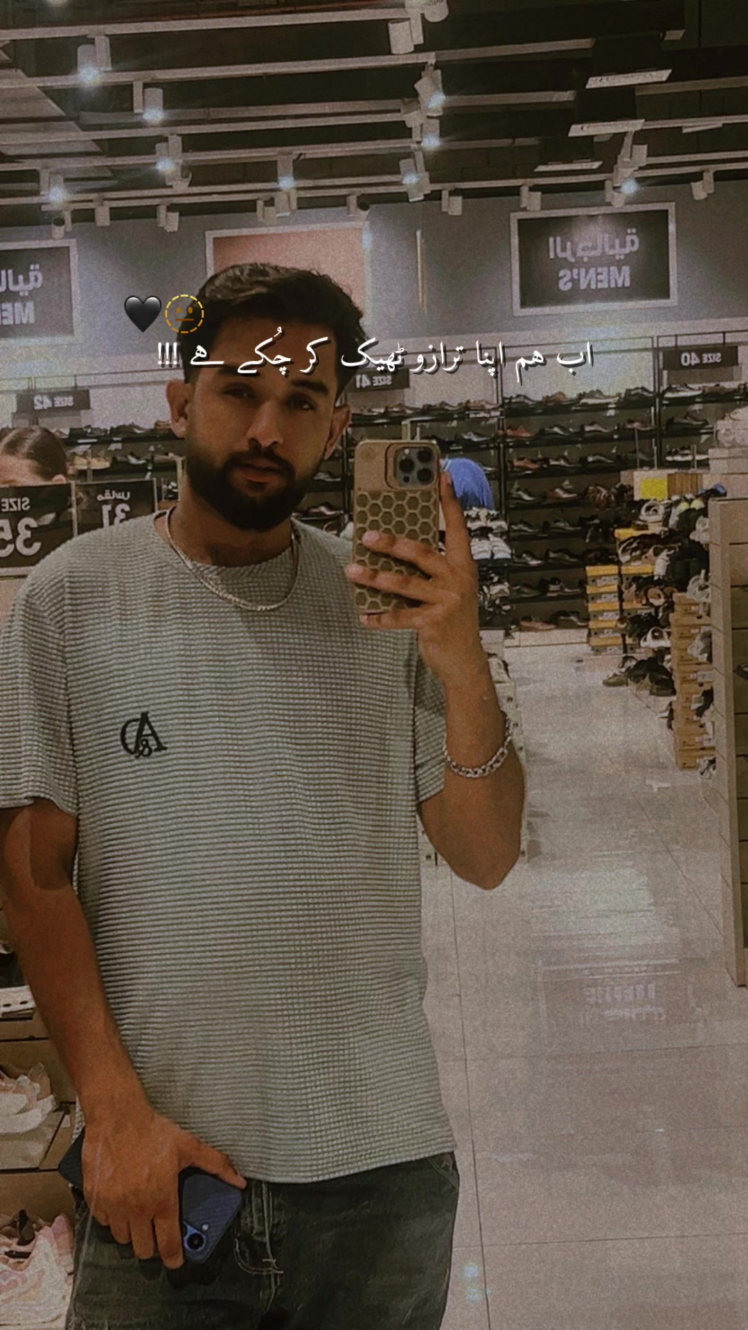 @$ħõBǐí 💁