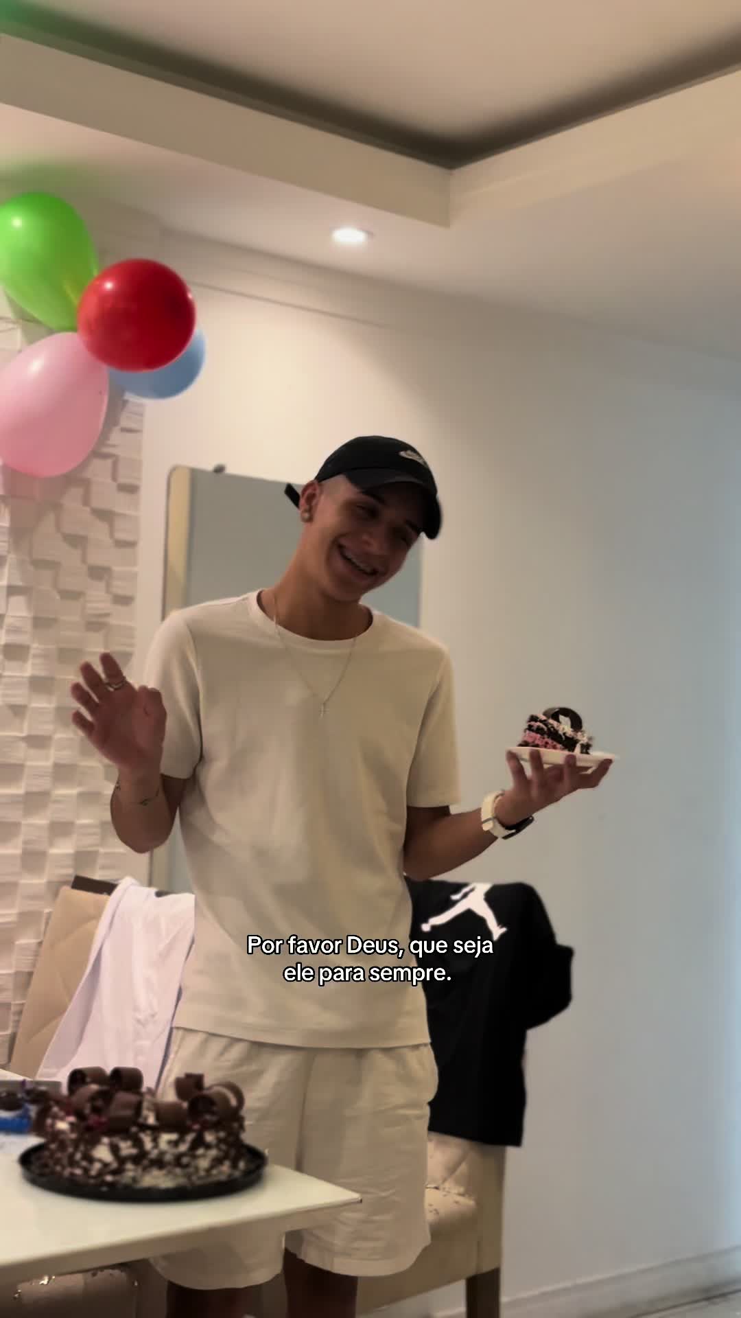 @alicia