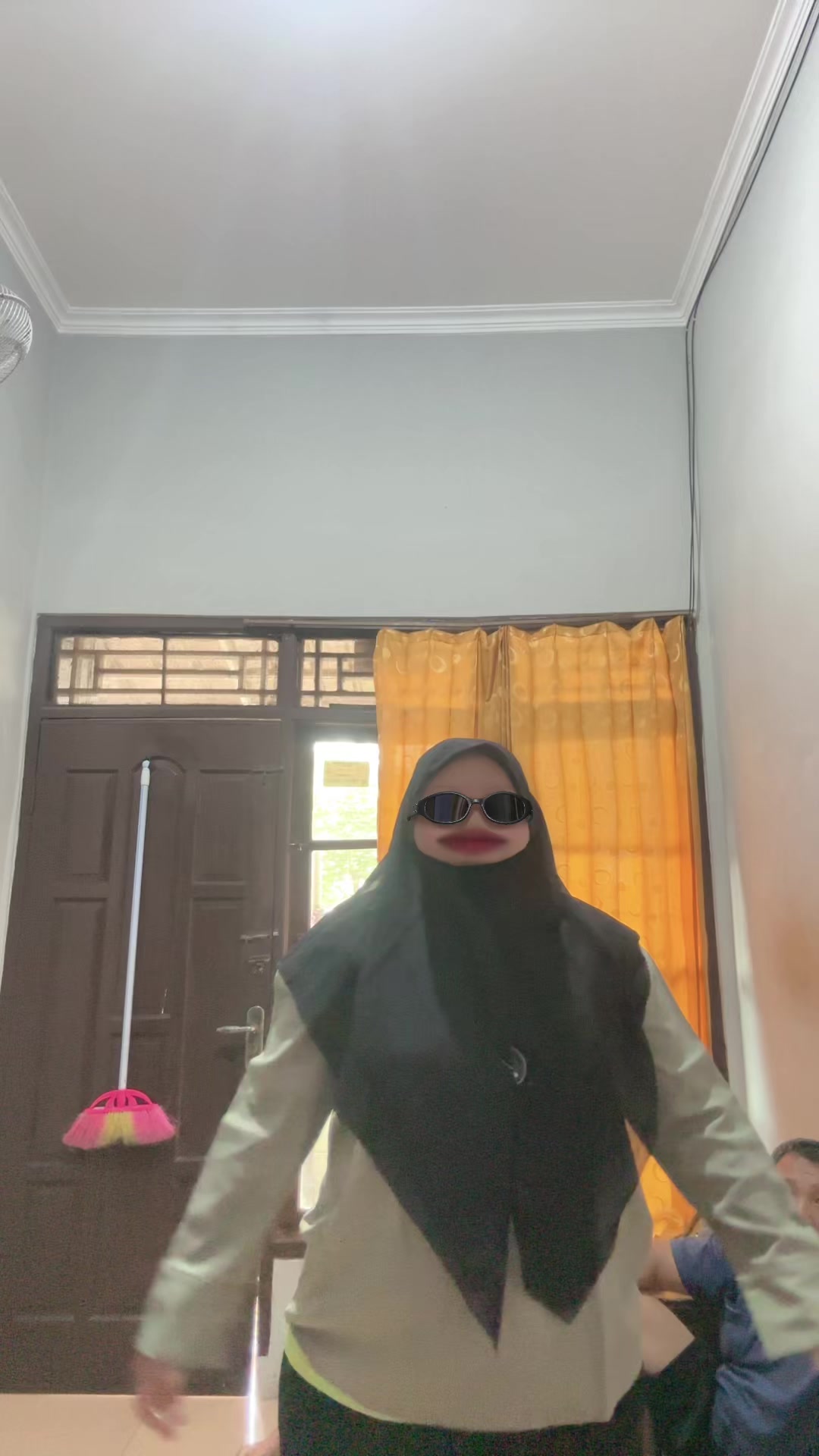 @Indriakd