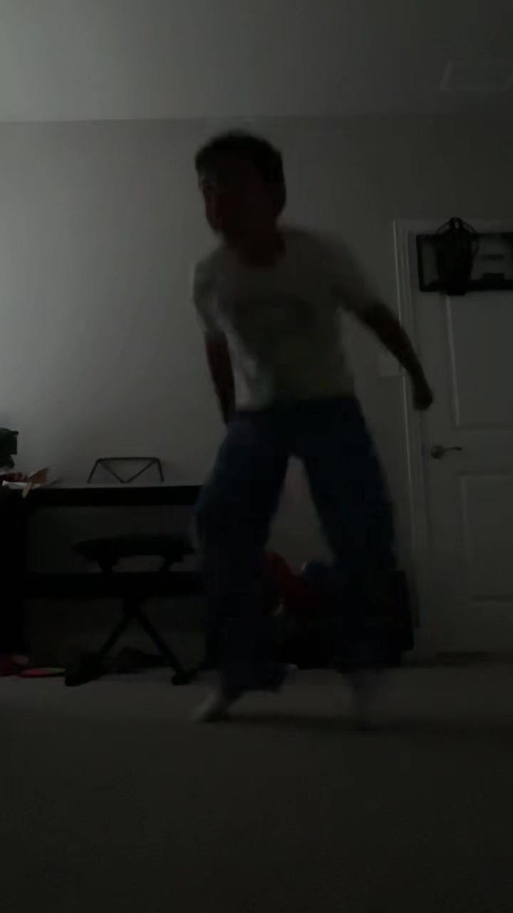 @SUP3RN0AHH