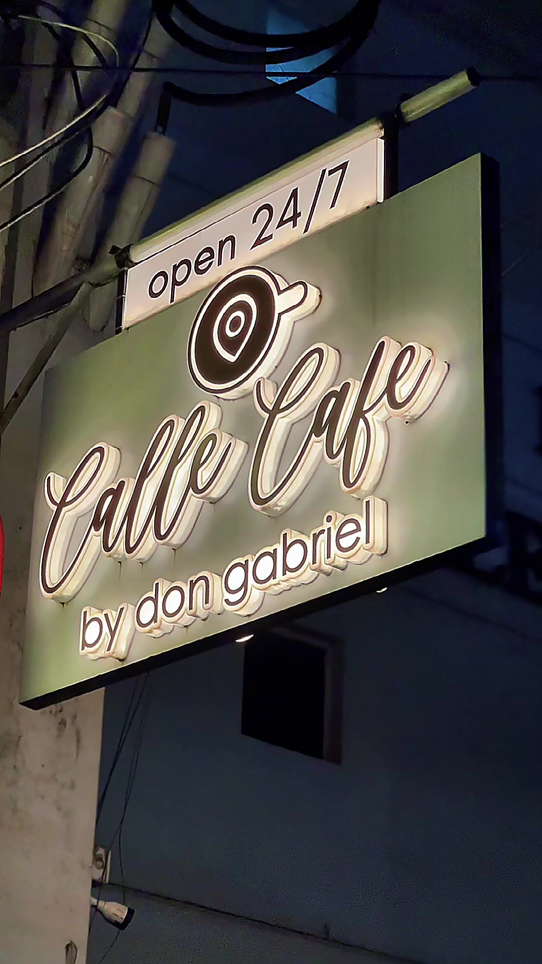 @Calle Cafe by Don Gabriel