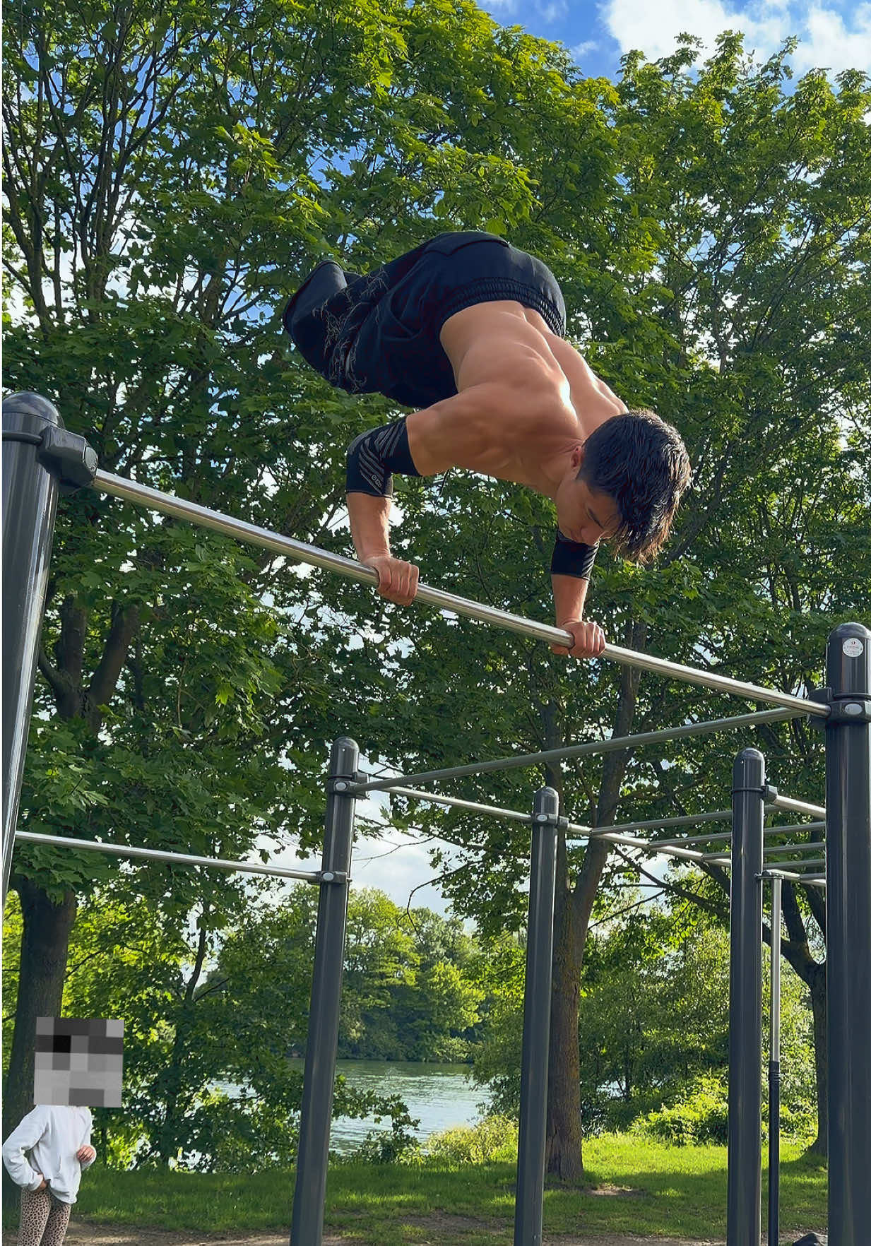 @Baki_calisthenics