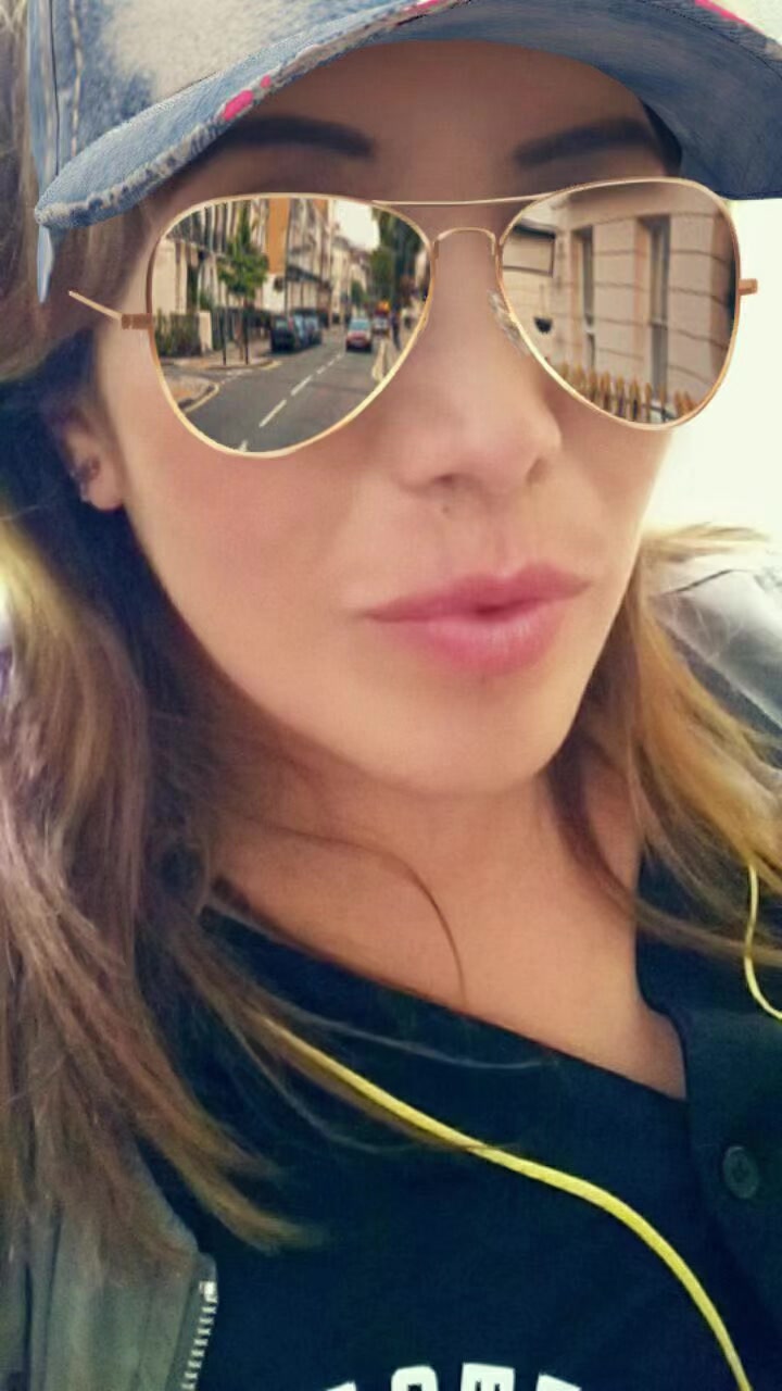 @ady857