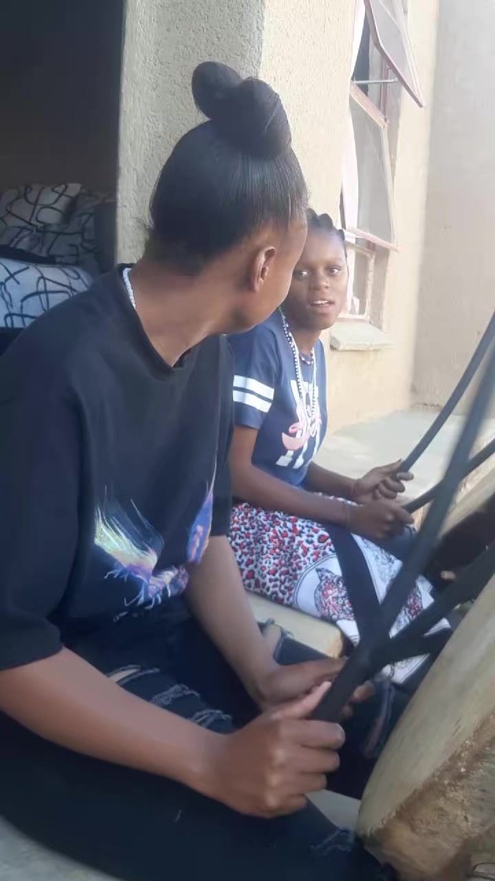 @Amogelang Makama