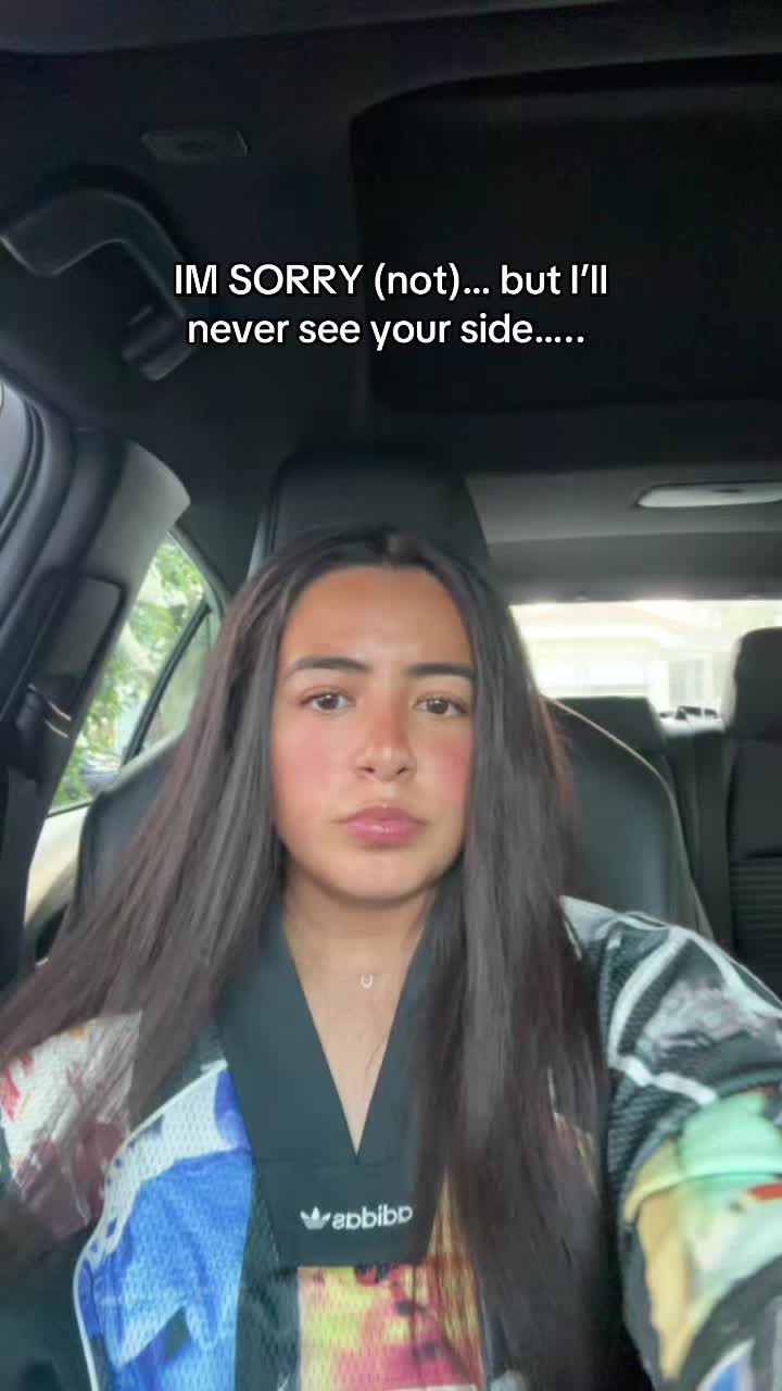 @Angelina&trade;️