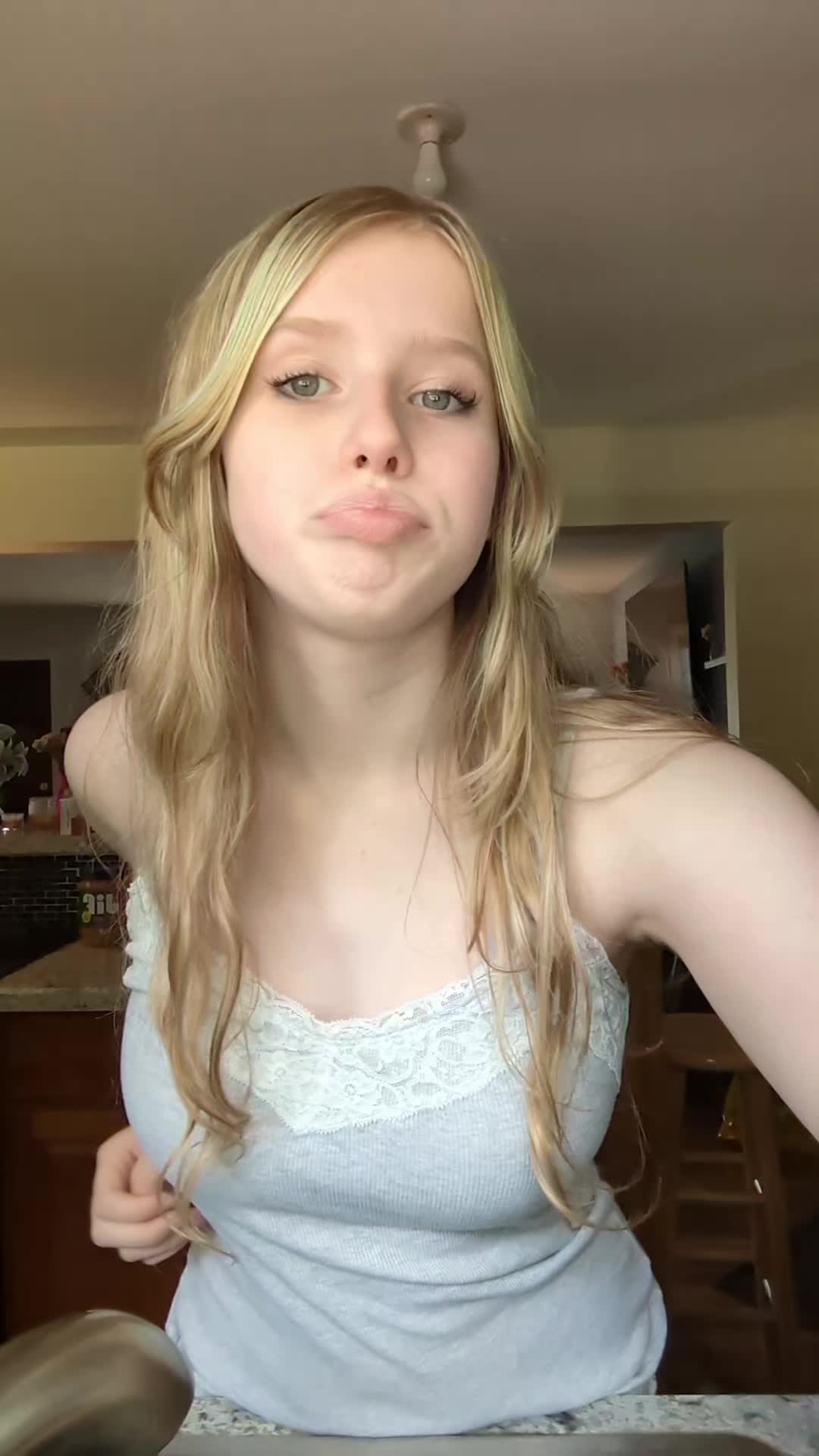 @🕊️