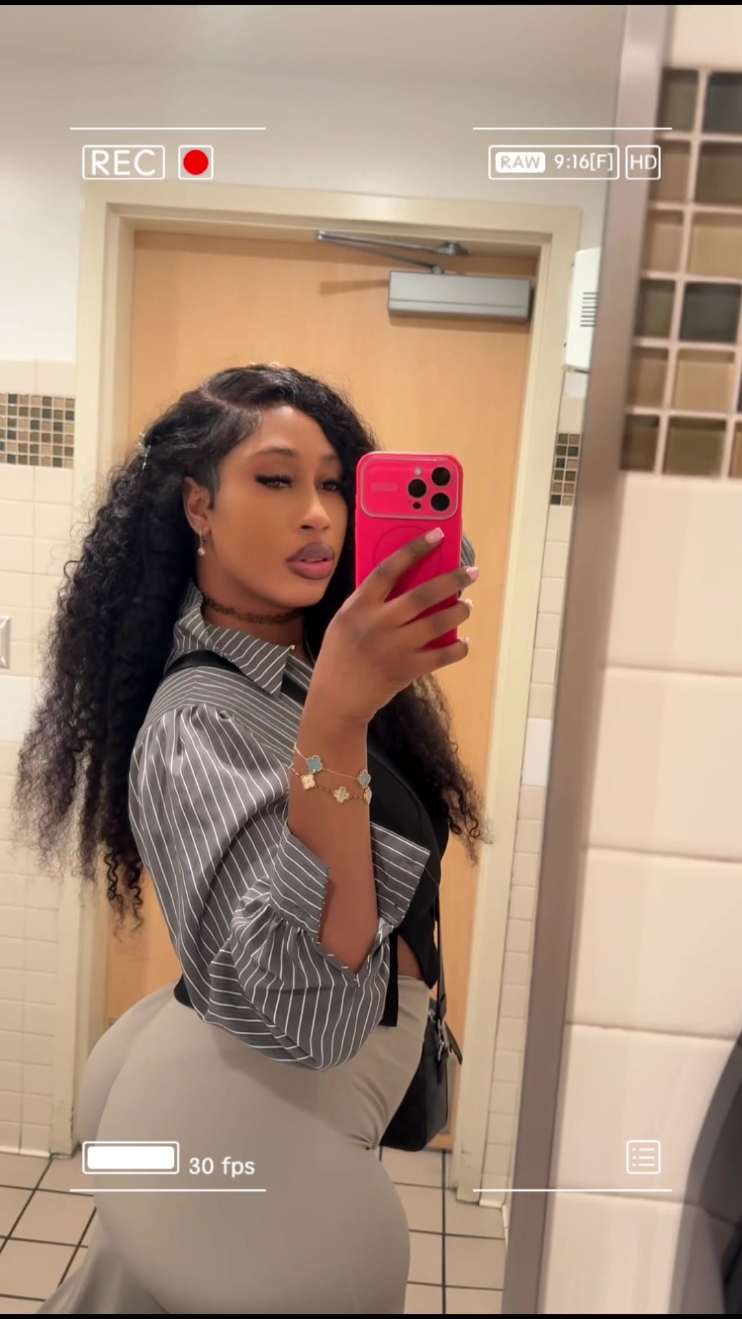 @Casebellaa