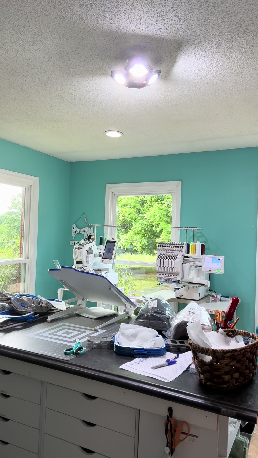 @Red Hill Creations