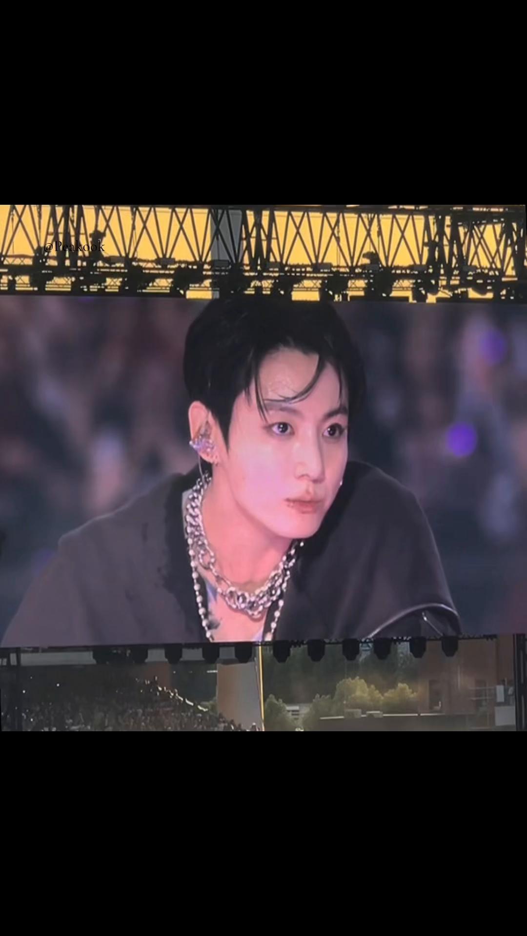 @Ohema Seeing JK 👸💜🐰