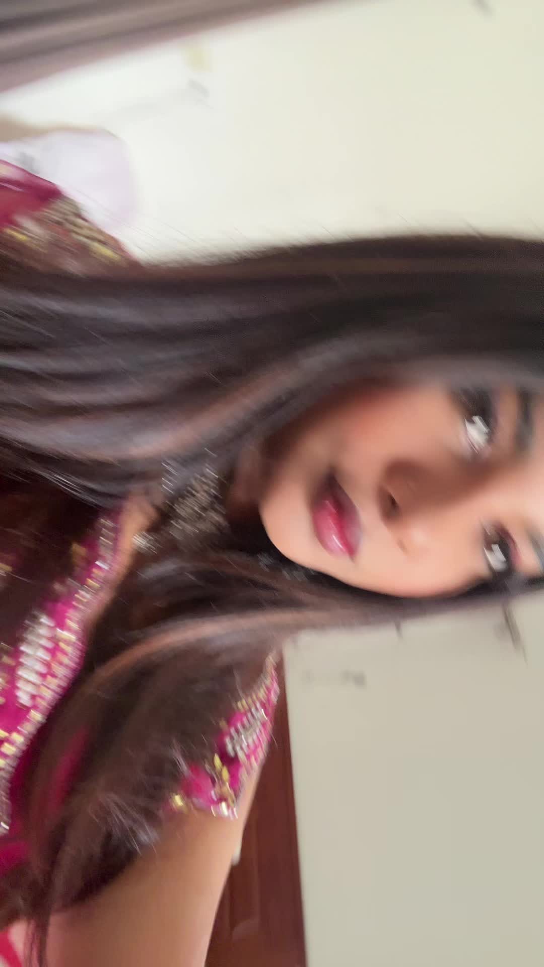 @Richa🪬