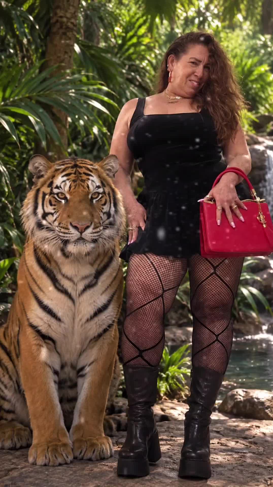 @La Loba De Hierro