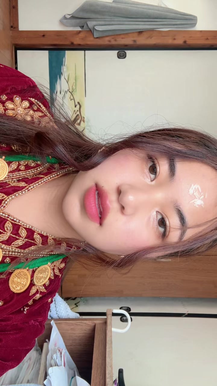 @इशा गुरुङ🇯🇵🇳🇵