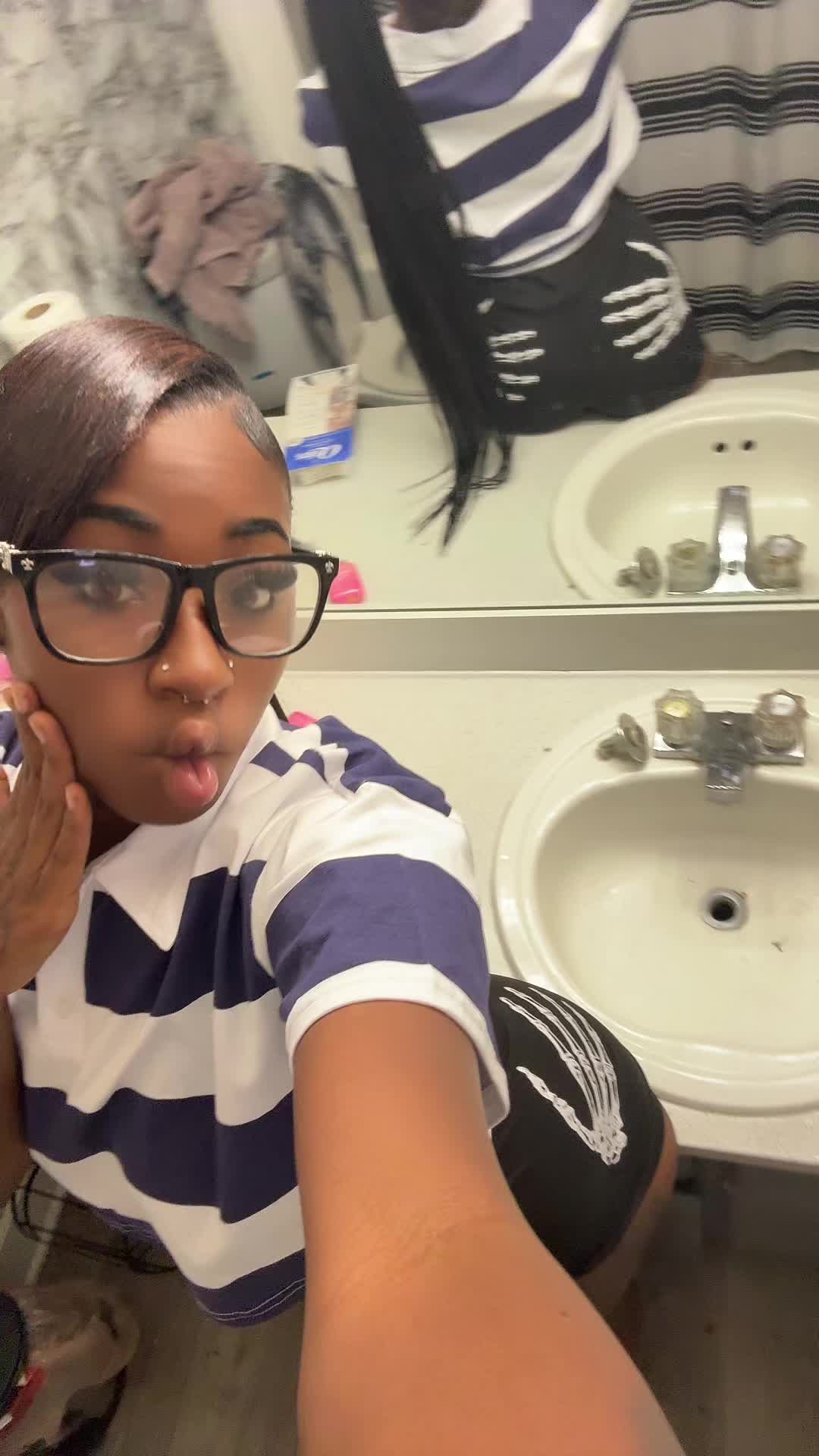 @Datbishbrattt