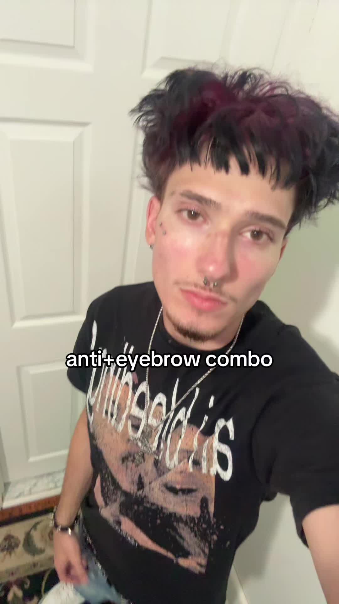 @Hinot&eacute;