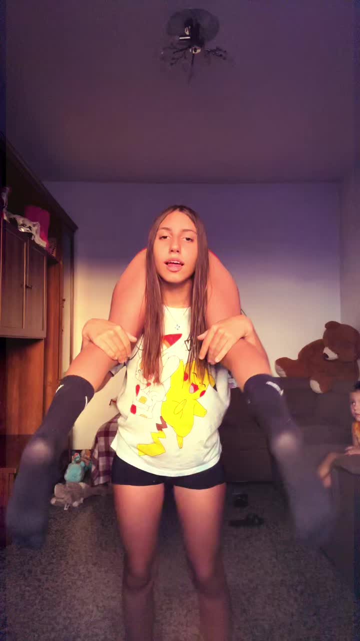 @~𝒞𝒽𝓇𝓎𝓈𝓉ℯ𝓁~