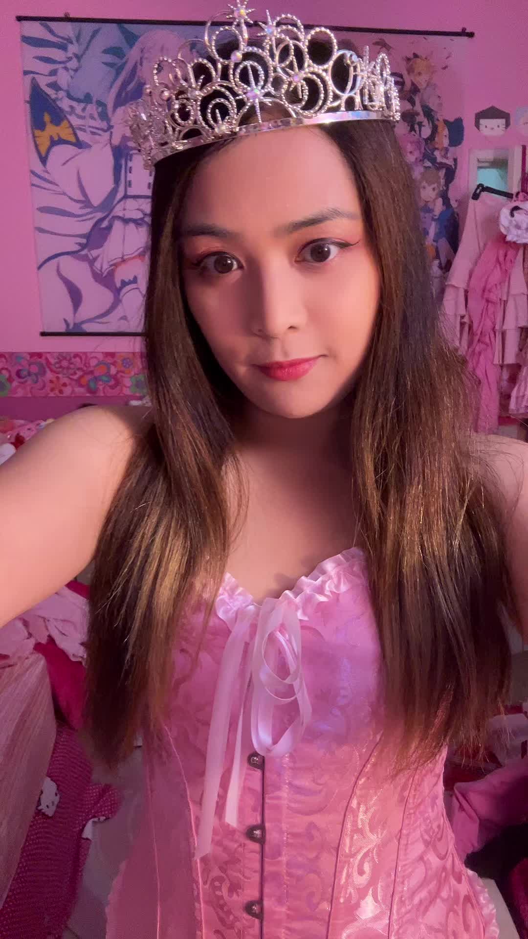 @Kara 🐱🎀🧋