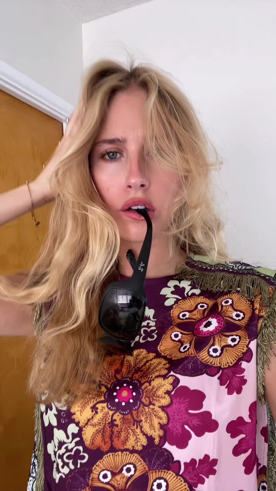 @kelseykinch