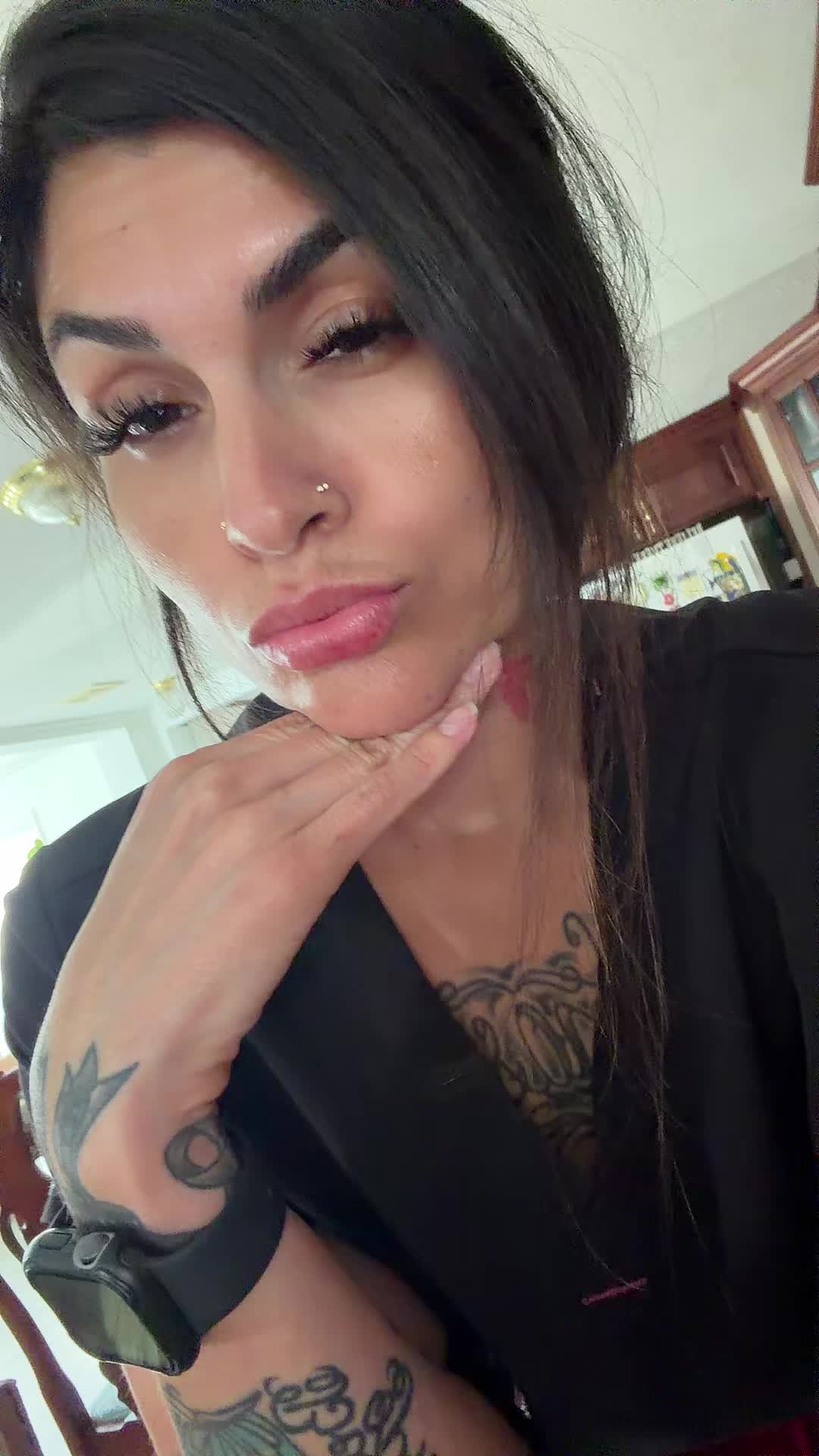 @Angel baby 💋