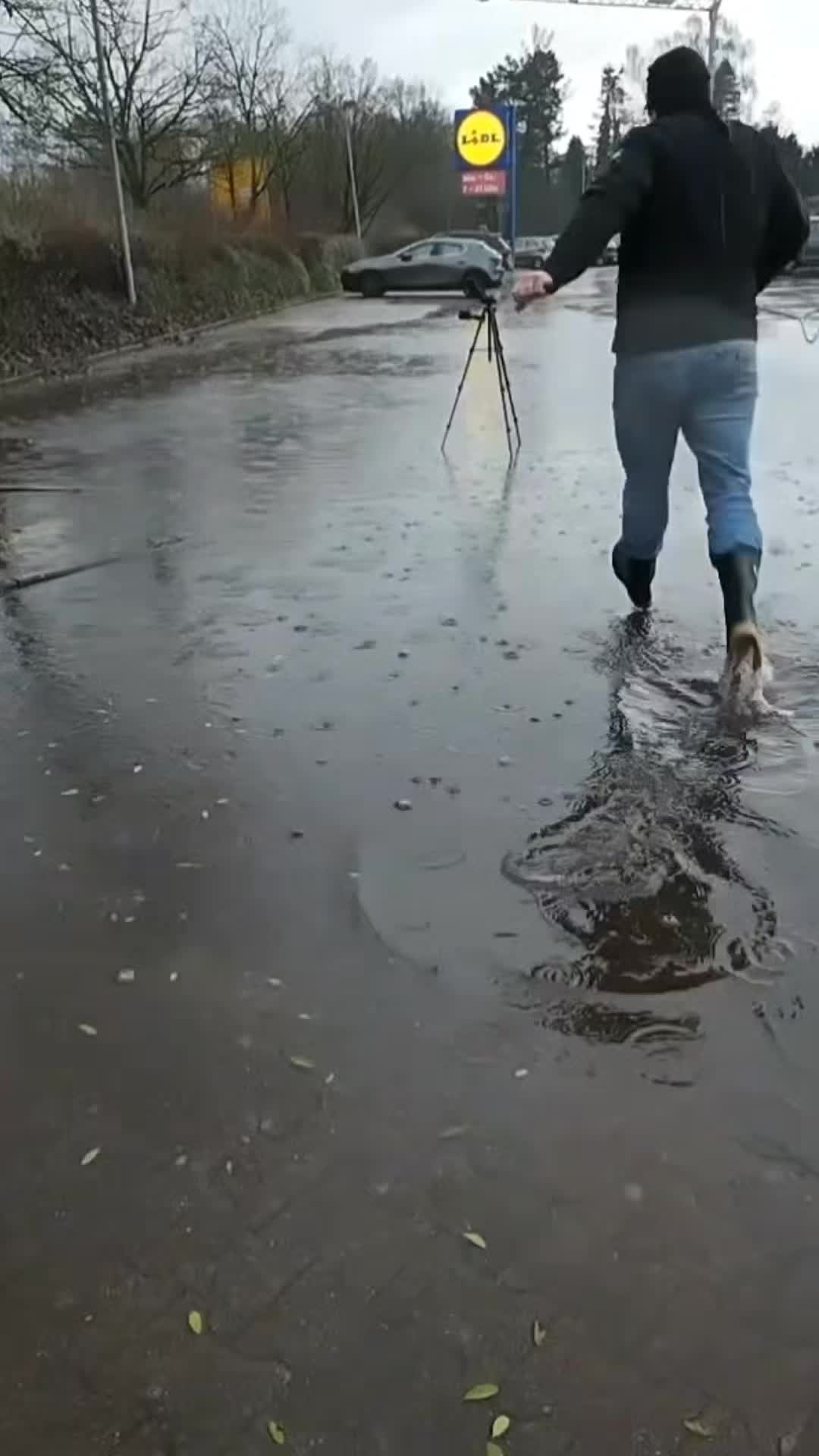 @Satisfying Drains