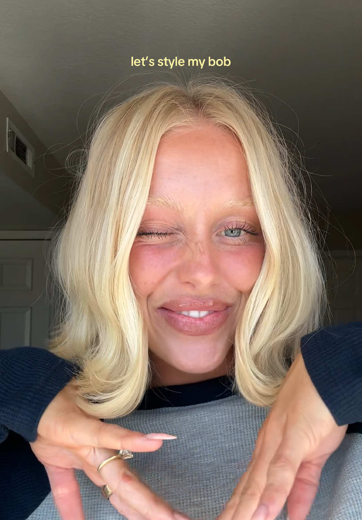 @Jacqueline Capri