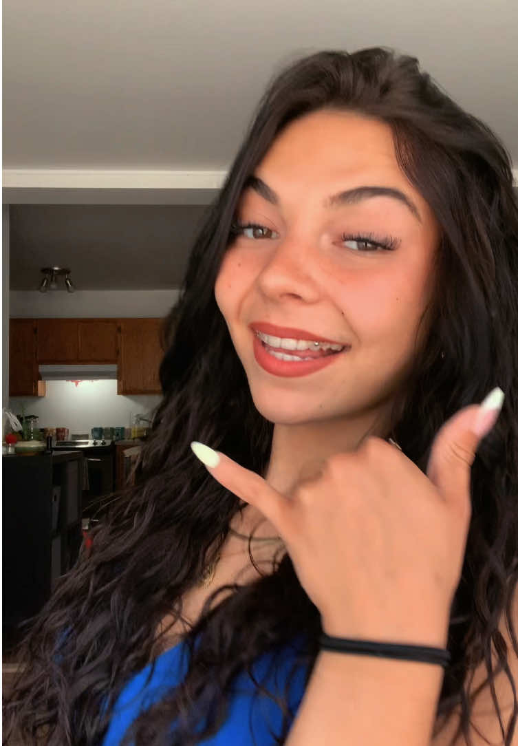 @janyeve_jobin