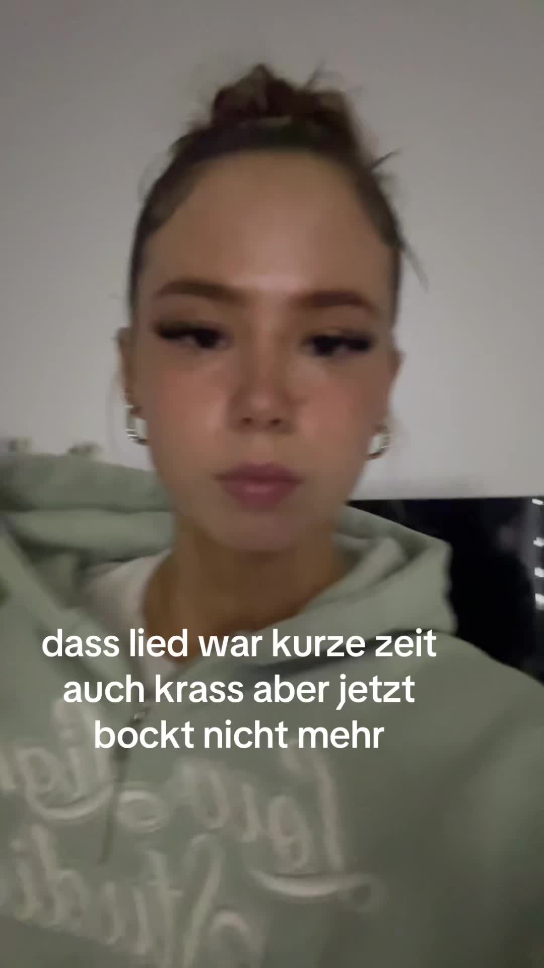 @givemiafollow