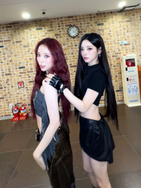@MEOVV