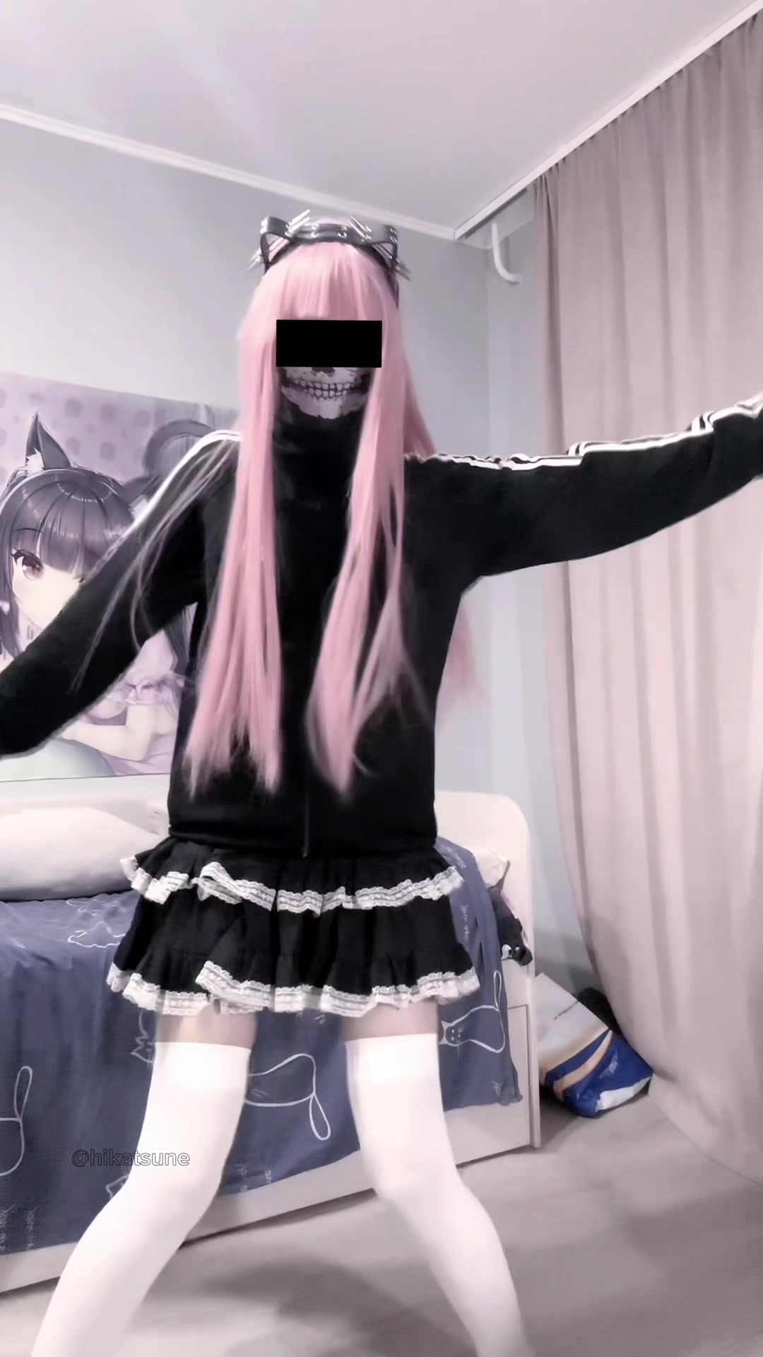 @hikatsune4chan