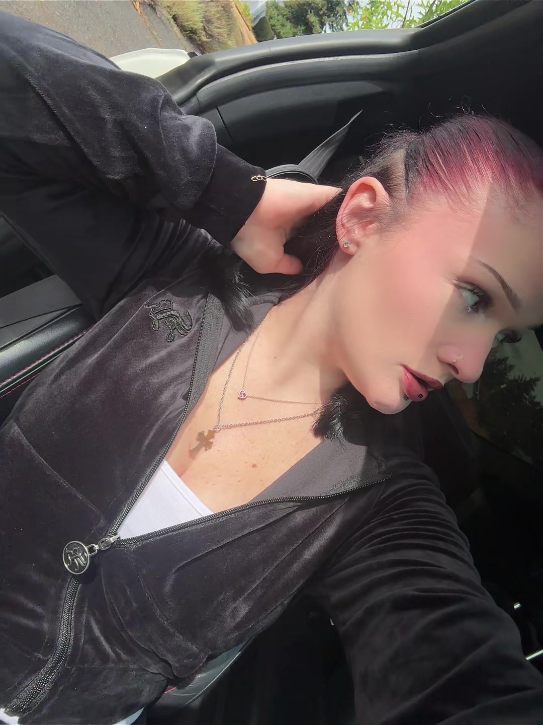 @Krissy🤍🌈
