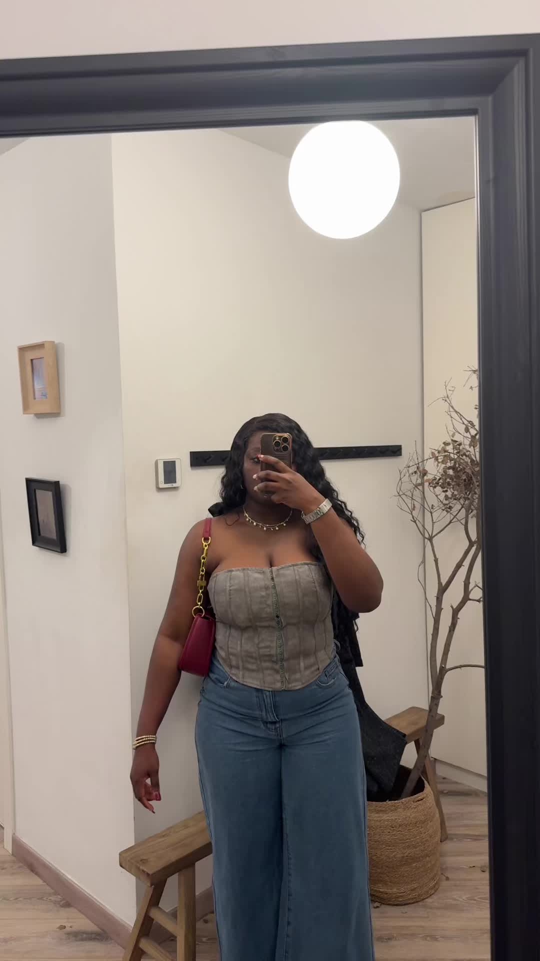 @Simispeaks ✨